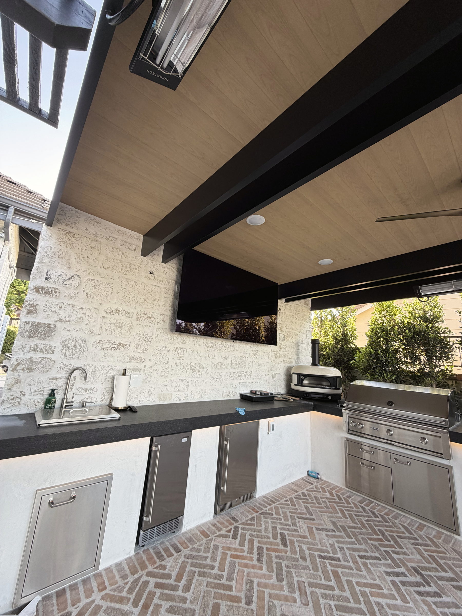 Outdoor kitchen, Orange County