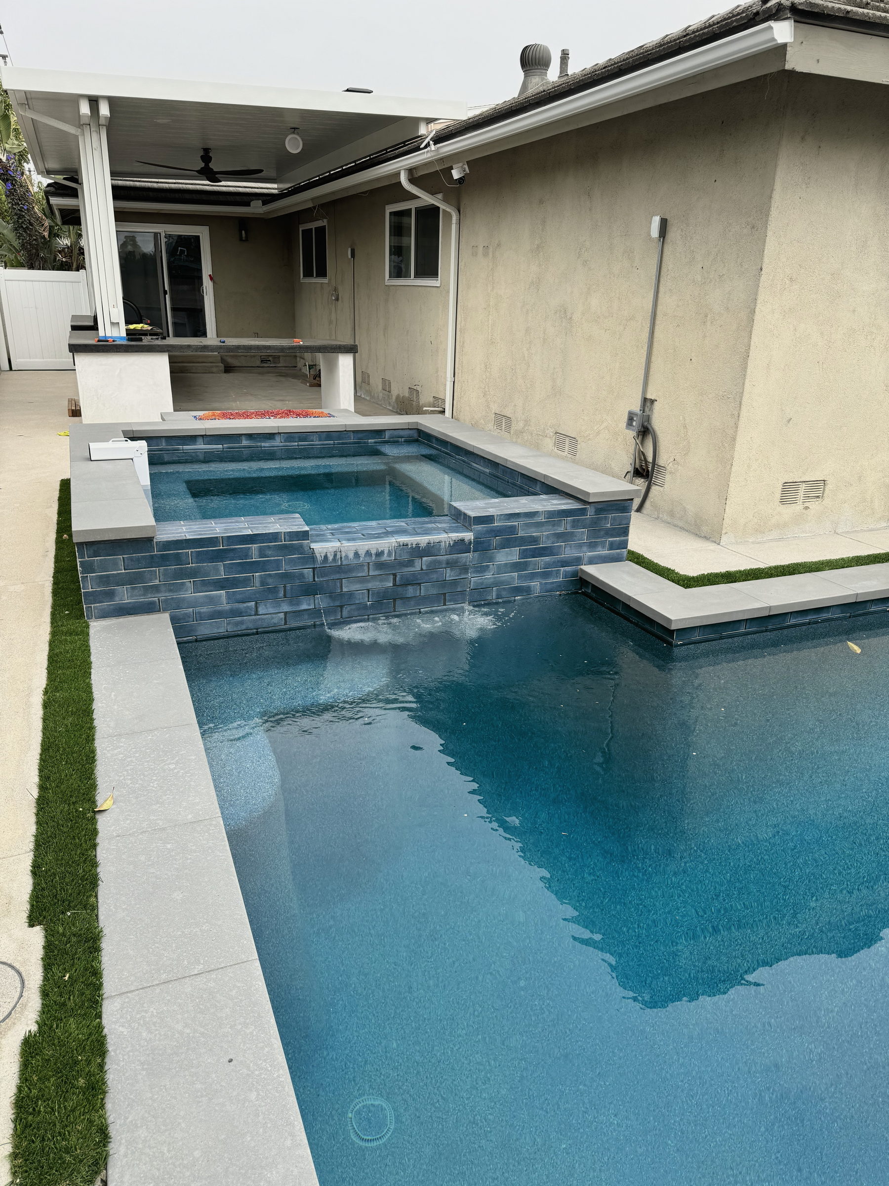 Pool, Orange County